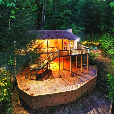 Cozy Cabin Retreat - Hot Tub, Fireplace & Fire Pit Blue Ridge Εξωτερικό φωτογραφία