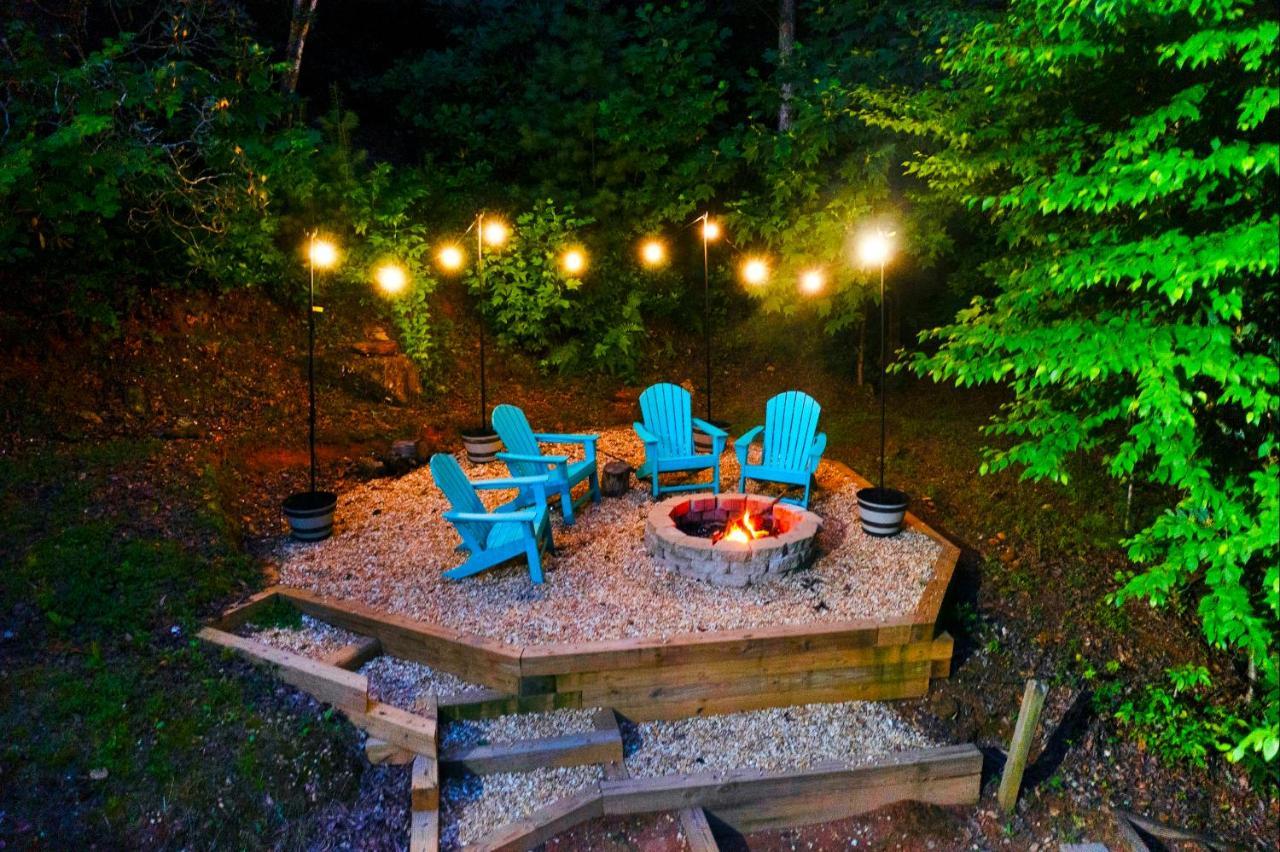 Cozy Cabin Retreat - Hot Tub, Fireplace & Fire Pit Blue Ridge Εξωτερικό φωτογραφία